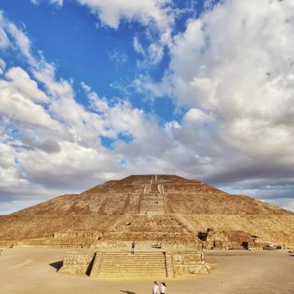 墨西哥墨西哥城+普埃布拉+霍奇米尔科+日月金字塔6日5晚拼小团