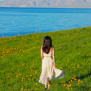 新疆乌鲁木齐+喀纳斯景区+赛里木湖10日9晚跟团游