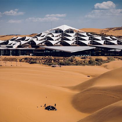 呼和浩特+辉腾锡勒草原+响沙湾+乌兰哈达火山地质公园5日4晚私家团