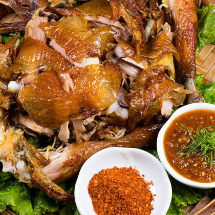 云南保山+腾冲+芒市+瑞丽6日5晚跟团游