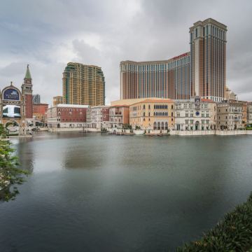 香港+澳门+香港海洋公园+广州5日4晚跟团游