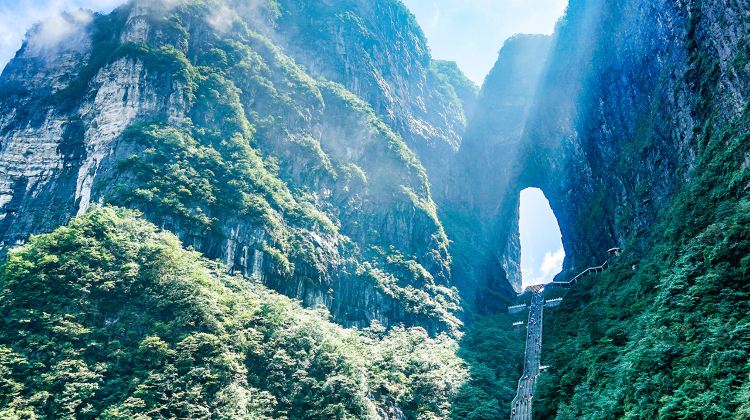 10-day 9-night · Group Tours · Zhangjiajie + Ancient Town of Fenghuang + Chengdu + Jiuzhaigou National Park + Huanglong National Scenic Area