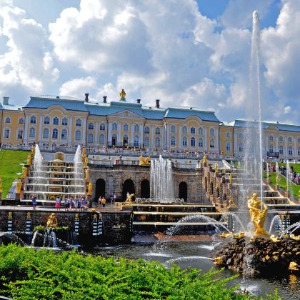 俄罗斯圣彼得堡+莫斯科9日7晚跟团游