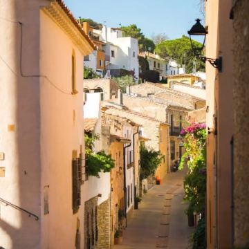 西班牙巴塞罗那+布拉瓦海岸+巴古尔+赫罗纳7日6晚私家团