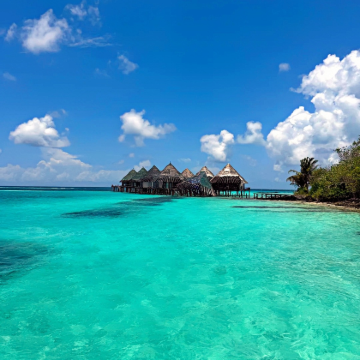 马来西亚+马尔代夫+马富施岛7日6晚跟团游