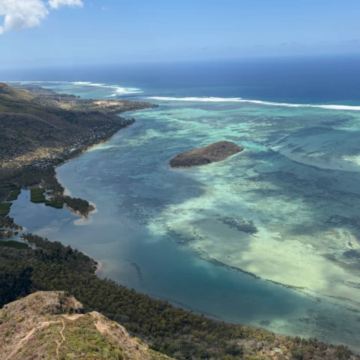 毛里求斯+留尼汪（法属）+塞舌尔15日14晚私家团