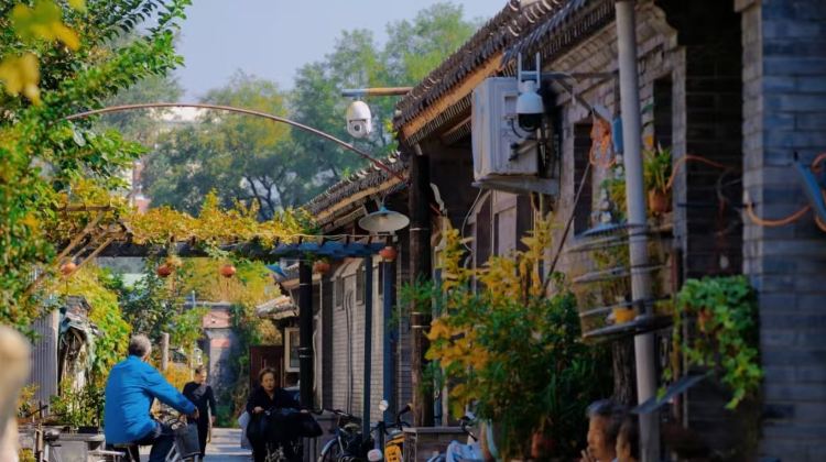 6D5N · Private Tours · Hutong rickshaw+Imperial Palace Banquet with Hanfu Experience·Universal Beijing Resort+Forbidden City+ Mu Great Wall