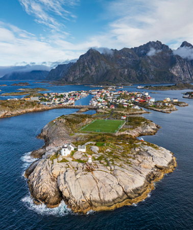 11D10N • Finland + Norway + Sweden Nordic Three-Country Aurora Tour + Helsinki City Stroll + Tromsø Aurora Chase + Lofoten Islands + Ice Hotel + Santa Claus Village