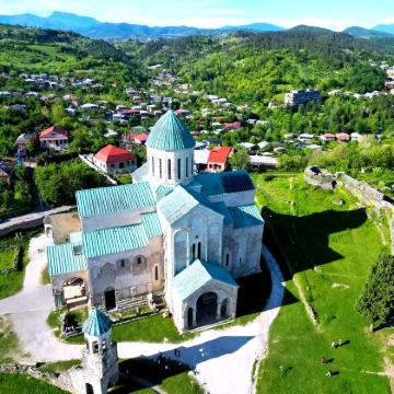 格鲁吉亚+阿塞拜疆+亚美尼亚12日跟团游