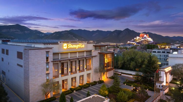 5-day 4-night · Private Tour · Lhasa + Potala Palace + Yamdrok Yumtso + Namtso