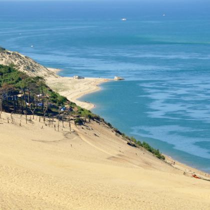 法国波尔多2日1晚私家团
