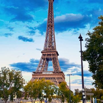 法国+德国+荷兰+比利时+卢森堡5日4晚跟团游