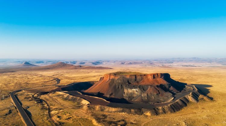 5-Day 5-day 4-night · Private Tour · Inner MongoliaHohhot + Huitengxile Grassland + Whistling Dune Bay