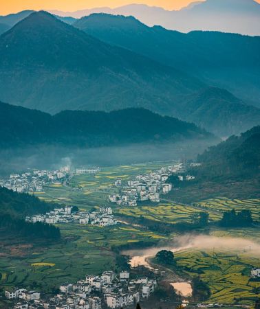4D3N • Explore Ge's Fairy Village, Vagoo nightscapes, Sanqingshan cloud peaks and Wuyuan old hamlets.