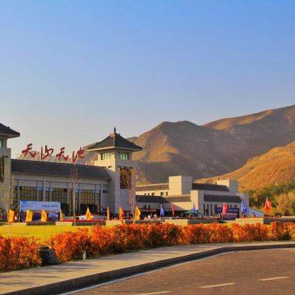 新疆北疆+乌鲁木齐+天山天池+火焰山景区4日3晚私家团