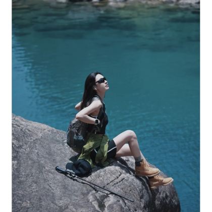 泸沽湖+稻城亚丁+香格里拉6日5晚拼小团