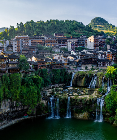 8D7N • 8-day Chongqing, Zhangjiajie & Fenghuang adventure: Metropolis, karst wonders & ancient towns
