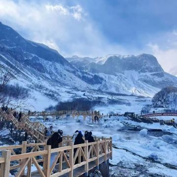 沈阳+长春+长白山+哈尔滨7日6晚跟团游