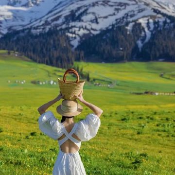 新疆北疆+伊犁7日6晚私家团