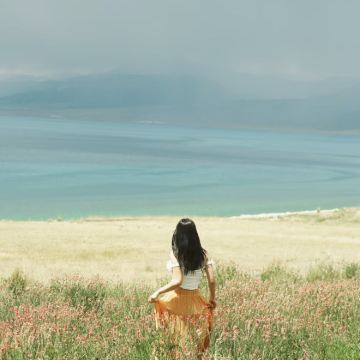 沈阳+丹东+长白山+镜泊湖风景区+哈尔滨+齐齐哈尔+海拉尔+满洲里+额尔古纳+漠河+北极村+黑河+五大连池市13日12晚跟团游