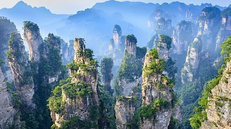 5D4N · Group Tours · Zhangjiajie 1-5 days Group Tour: Avatar, Glassbridge &Furong Town