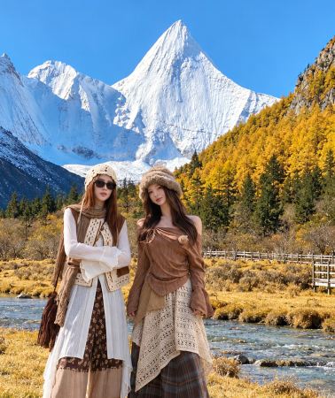 3D2N • Mount Siguniang + Xinduqiao Town + Moshi Park Scenic Area: Snow Mountain View Coffee, Private Travel Photography & Prayer Flag Blessing Experience