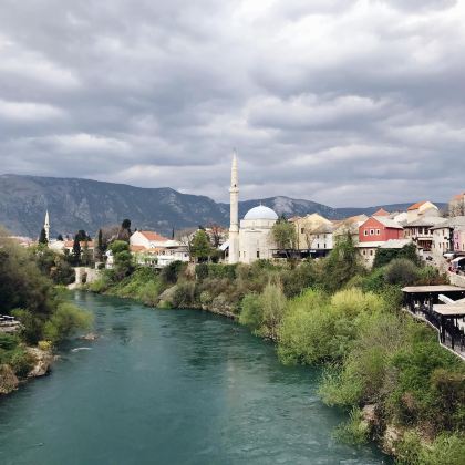 匈牙利+阿尔巴尼亚+北马其顿共和国+黑山+塞尔维亚+克罗地亚+波黑+斯洛文尼亚+罗马尼亚+保加利亚23日拼小团