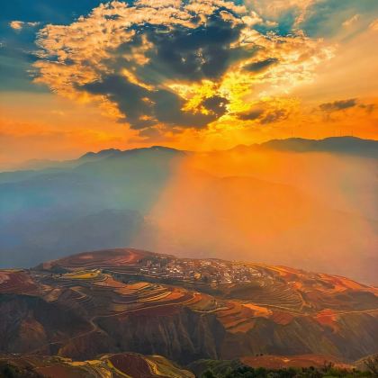 昆明+西昌6日5晚跟团游