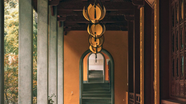 【杭州出发】杭州西湖风景名胜区+雷峰塔+灵隐寺+乌镇+中国大竹海景区+绍兴5日私家团