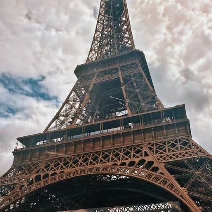 法国+巴黎+图尔+舍农索+布卢瓦+凡尔赛+枫丹白露9日8晚私家团