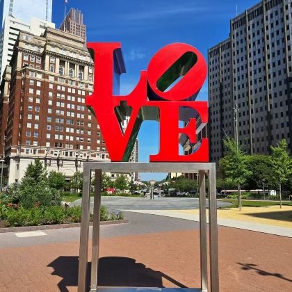 美国13日11晚私家团