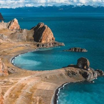 珠峰大本营+阿里+羊卓雍错+普姆雍措+西藏阿里大地之树7日6晚跟团游