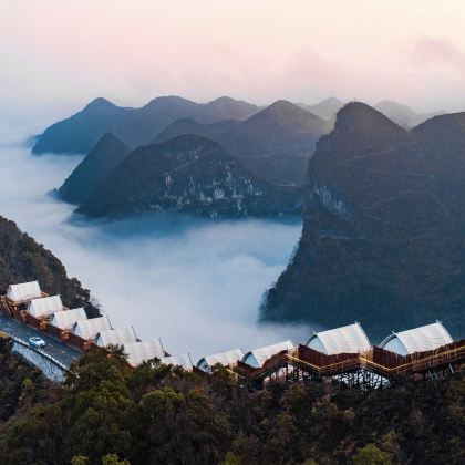 广西崇左+百色+德天瀑布+浩坤湖+乐业天坑+通灵大峡谷6日5晚私家团