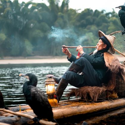 广西桂林+漓江+阳朔+南宁+德天瀑布+通灵峡谷+北海8日7晚跟团游