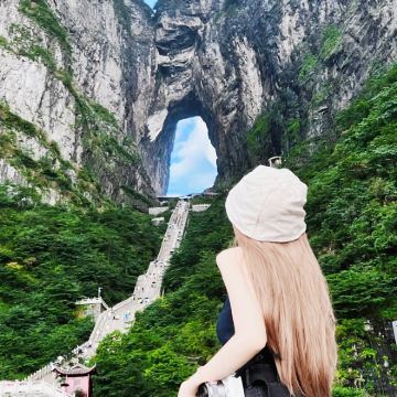 张家界+天门山+大峡谷3日2晚跟团游