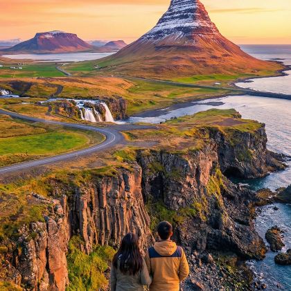 冰岛雷克雅未克+维克7日跟团游