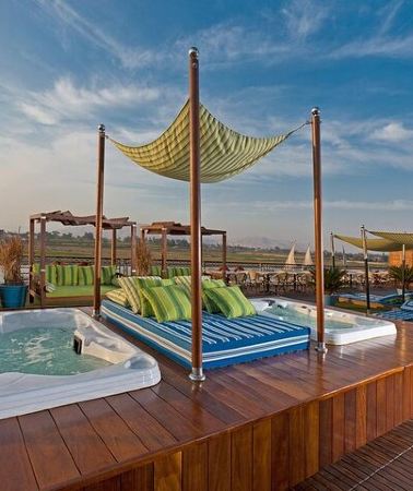 4D3N • 4-Day Nile Cruise Aswan and Luxor Hot Air Balloon with Abu Simbel