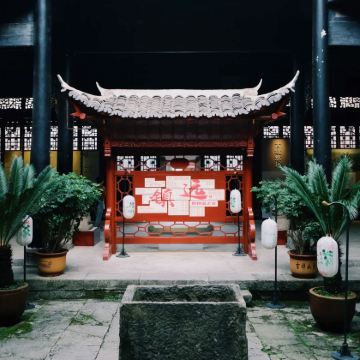 贵州贵阳+遵义会议会址+西江千户苗寨4日3晚跟团游