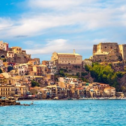 意大利12日11晚私家团