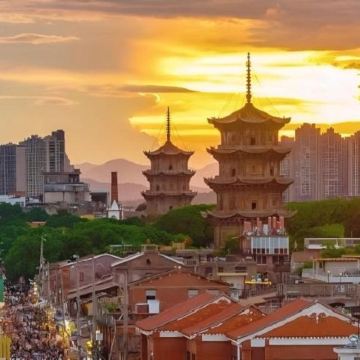 泉州+晋江梧林传统村落+洛伽寺+蟳埔村+泉州开元寺+泉州西街5日4晚拼小团