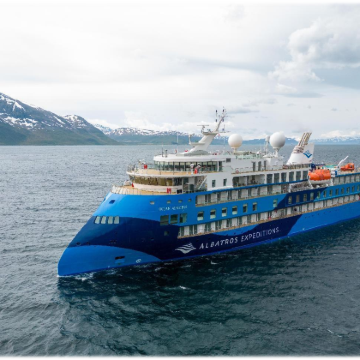 南极洲+阿根廷+巴西+智利+秘鲁+乌拉圭32日跟团游