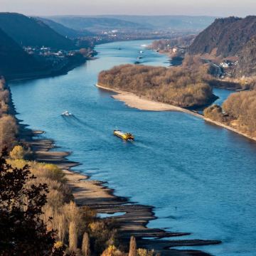 德国+奥地利+匈牙利+捷克+瑞士5日4晚跟团游