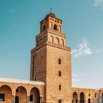 突尼斯+凯鲁万+杜加古城+托泽尔+苏斯6日5晚拼小团