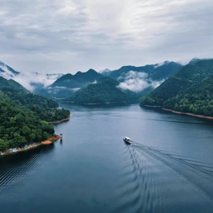 中国江苏无锡+盘门景区+乌镇+杭州6日跟团游