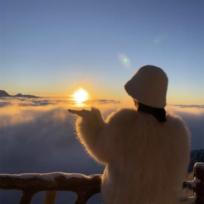 达瓦更扎+神木垒2日1晚跟团游