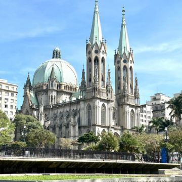 里约热内卢州+圣保罗州+巴拉那州10日9晚私家团