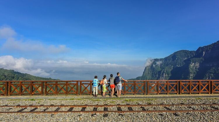 2-Day Alishan Taiwan 2 Day Private Tour from Taipei
