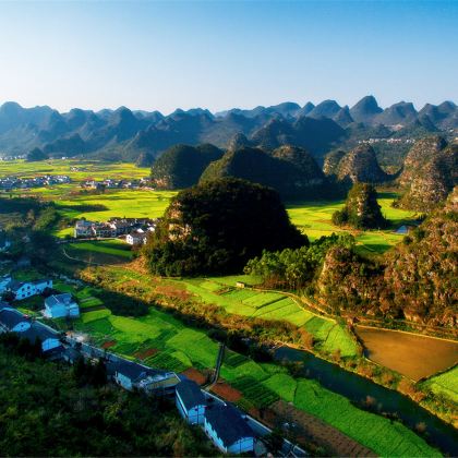贵州贵阳+黄果树景区+万峰林景区+马岭河峡谷景区+荔波小七孔景区+西江千户苗寨7日6晚私家团