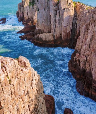 3天2晚 • 「泗礁海島漁趣團」沙灘踏浪·漁家樂體驗｜島上專車 盡享東海漁村純樸風情