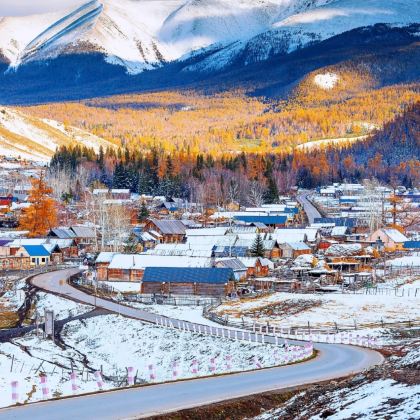 新疆+乌鲁木齐+北疆+阿勒泰地区8日7晚拼小团